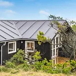 4 Bedroom Stunning In *
