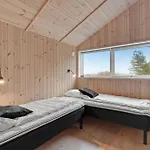 4 Bedroom Stunning In *