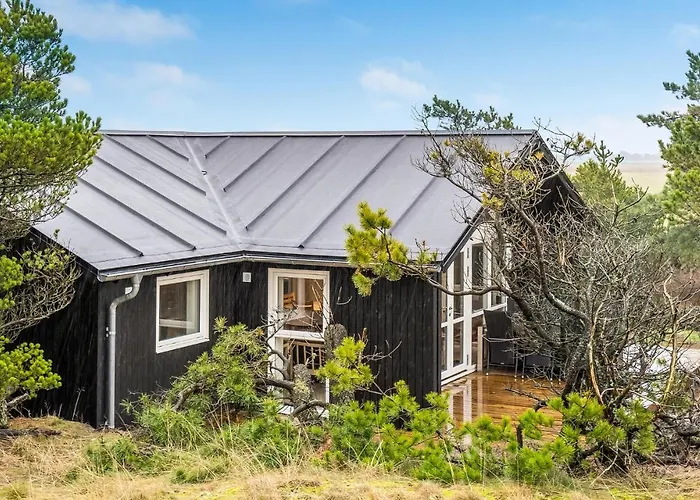 4 Bedroom Stunning In *