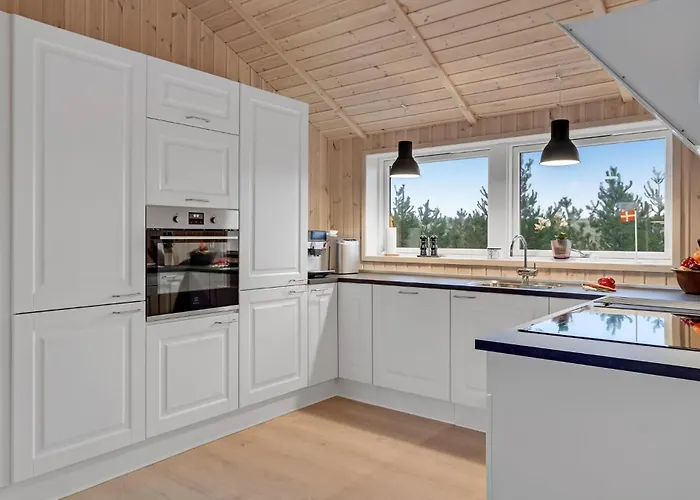 Nyaraló 4 Bedroom Stunning In *